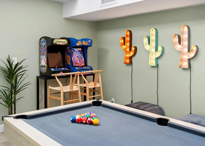 Game Pool Hottub Modern Desert Oasis * Phoenix